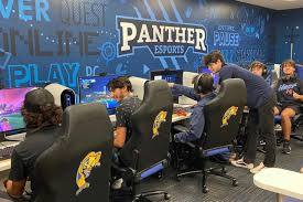 LOL：历届全球总决赛FMVP盘点，DRX.Kingen成第二位上单FMVP得主_Faker_赛区_皮肤