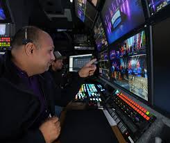 巴赫：首届电竞奥运会将最晚于2026年举办-中新网