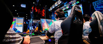 AI趣味播报、电竞百科、“大神”组队……虎牙直播V12.0都有哪些惊喜？－ 专业财经新闻网站